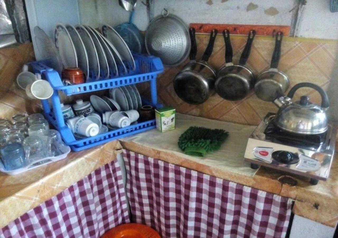 Weerakoon Guest Apartment Hikkaduwa Bagian luar foto
